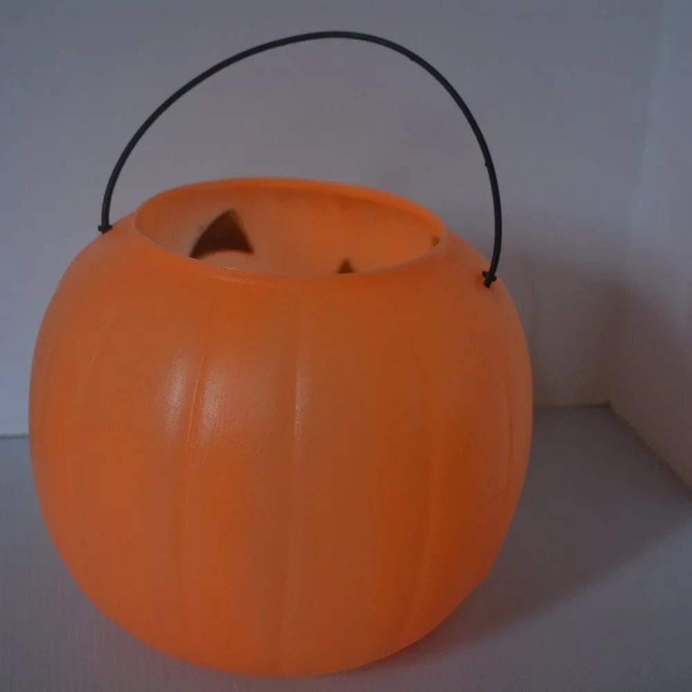 VTG Blow Mold Halloween Pumpkin Trick Or Treat Pail Bucket General Foam Plastics